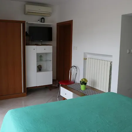 Apartment Komel Ii *