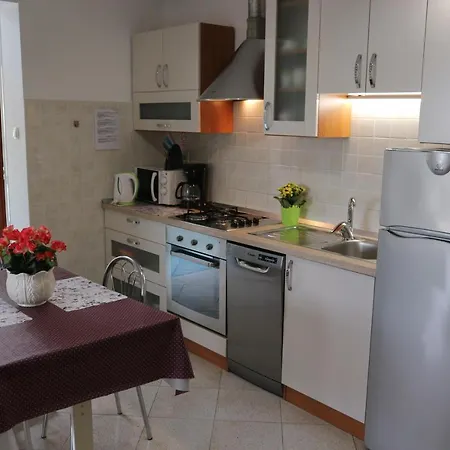 Komel Ii 奥帕提亚