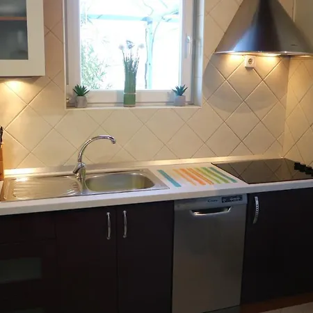 Apartment Komel Ii