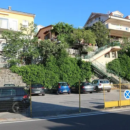 Apartment Komel Ii *