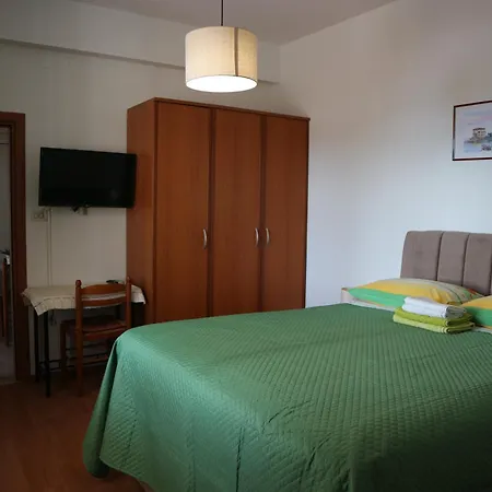 Apartment Komel Ii