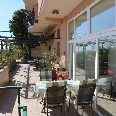Apartmán Komel Ii *