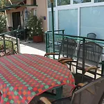 Apartament Komel Ii *