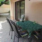 Apartament Komel Ii *