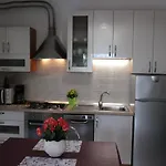 Apartament Komel Ii *
