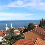 Komel Ii Apartament