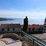 Apartament Komel Ii *