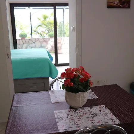 Apartman Komel Ii *