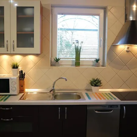 Appartamento Komel Ii